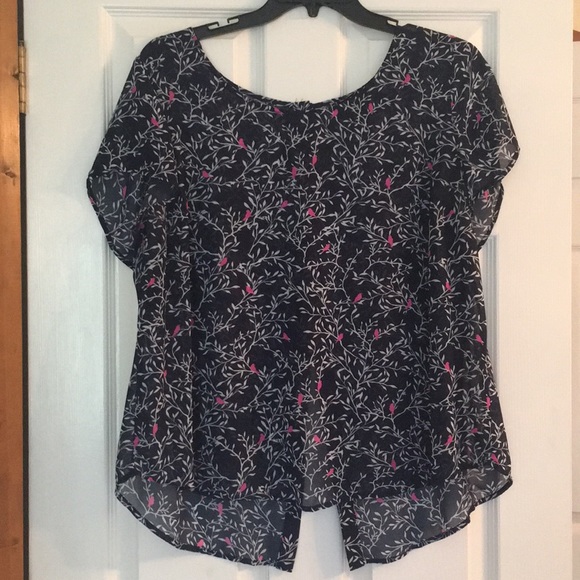 TORRID - Size 1 - Chiffon Blouse - Picture 1 of 7